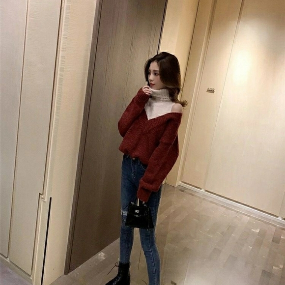 Sweater - Picture 3 of 5